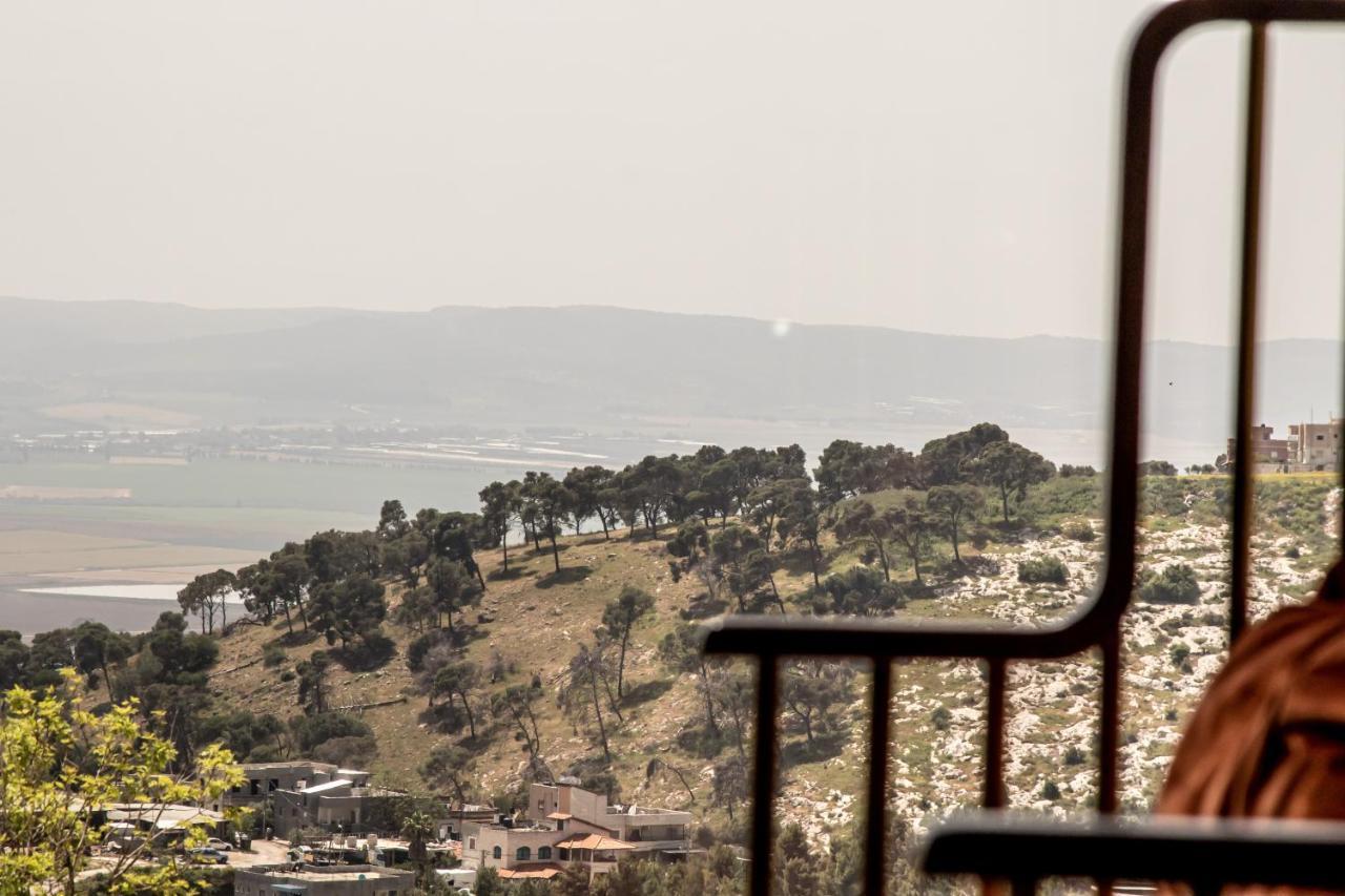 Golden Crown Hotel Nasıra Dış mekan fotoğraf